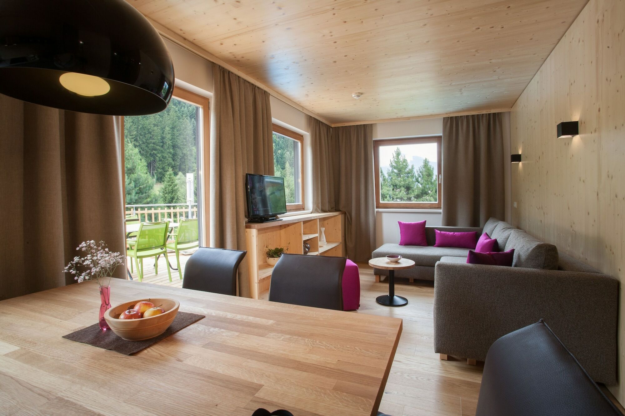 Natuerlich Hell. Aparthotel & Camping Fügen Eksteriør bilde